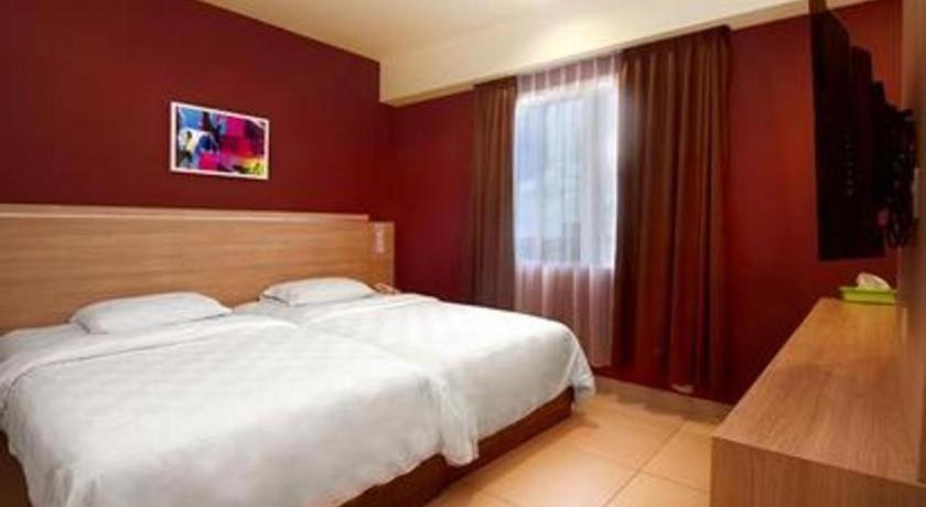 Borneo Hotel Pontianak Extérieur photo