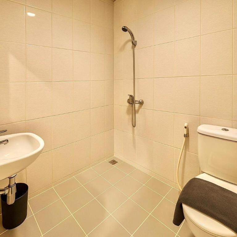 Borneo Hotel Pontianak Extérieur photo