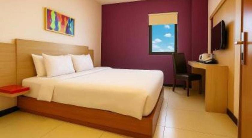 Borneo Hotel Pontianak Extérieur photo